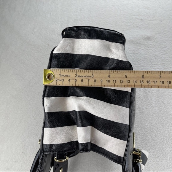 Betsey Johnson Black White Striped Purse Bow Rare Y2K EUC Chic Glam - Picture 12 of 12